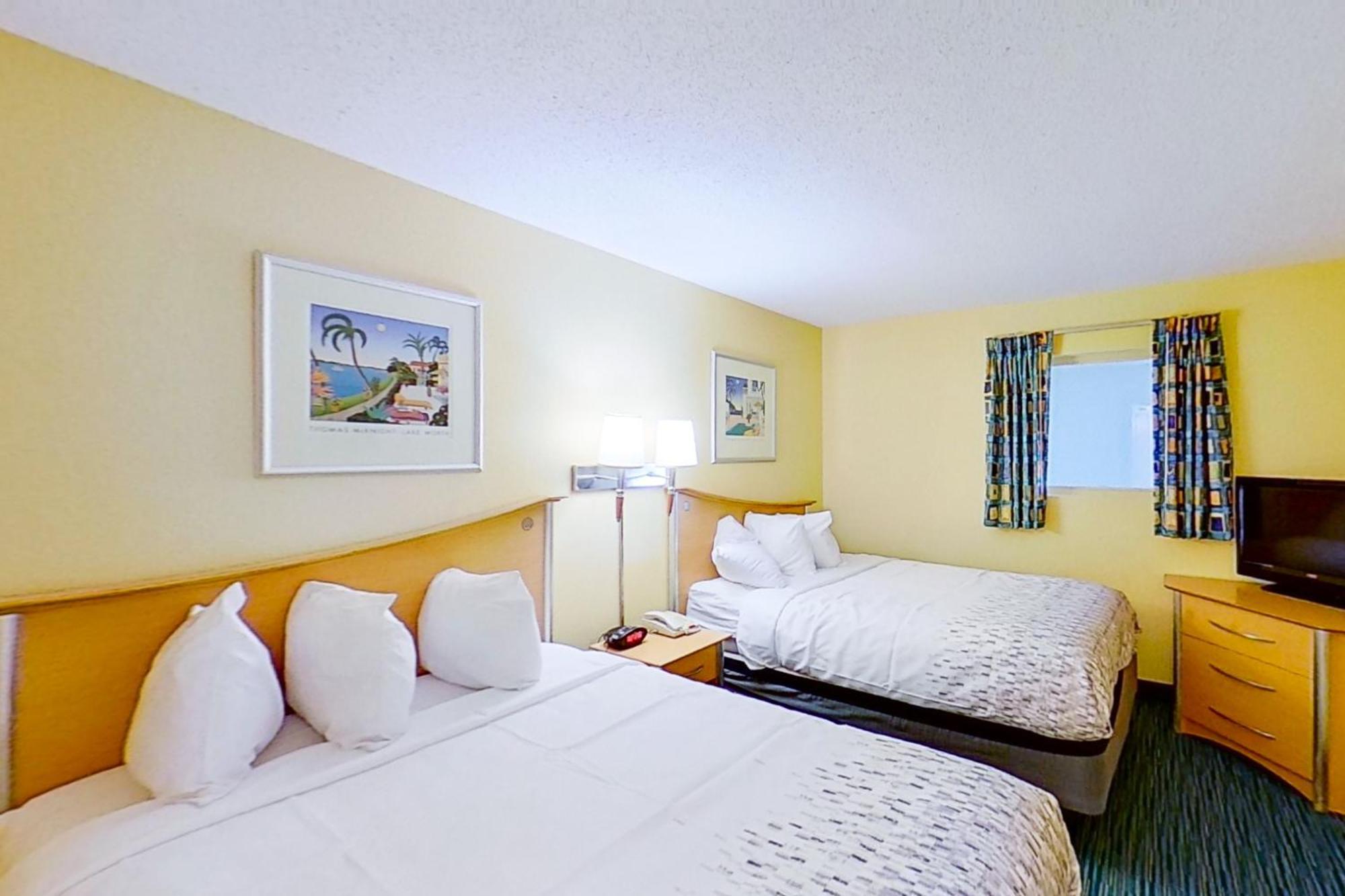 Bay Watch Hotel 3*